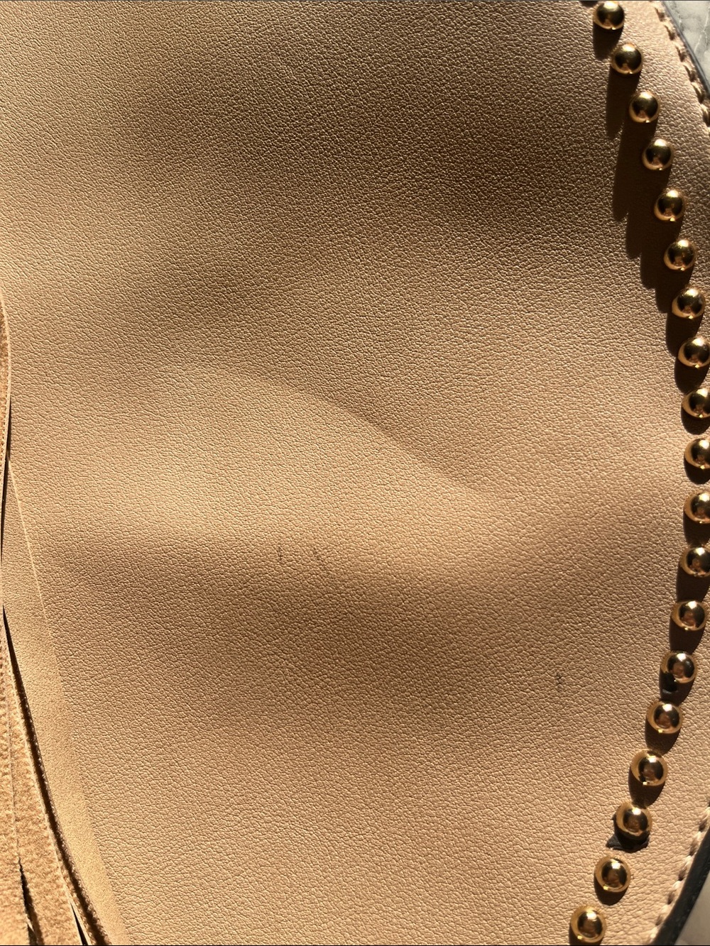 Fringed Circle Shoulder Bag in Beige - Vegan Leather - Picture 11 of 11